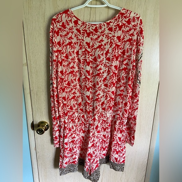 Free People Gardenia Combo Red White Floral Medallion Print Resort Romper Size S - Picture 6 of 11